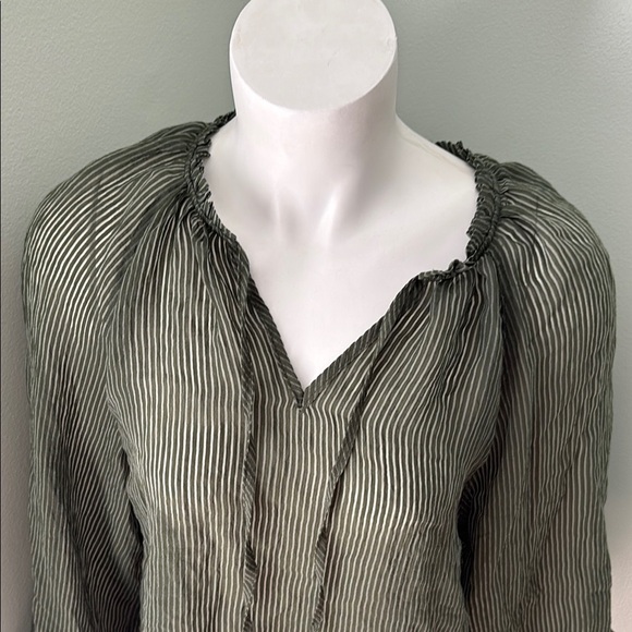 MINKPINK Green Women's Top - Picture 4 of 7